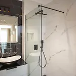 Apartment Sadim Lux Tower-18th Floor *