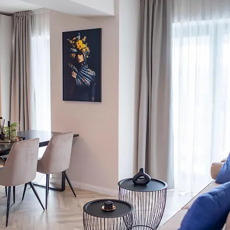 Sadim Lux Tower-18th Floor Apartment Cluj-Napoca