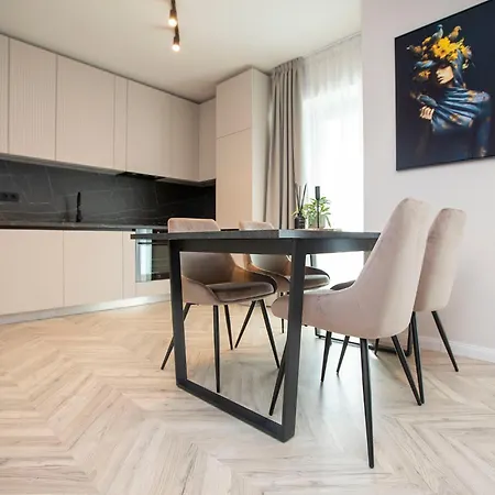 Sadim Lux Tower-18th Floor *